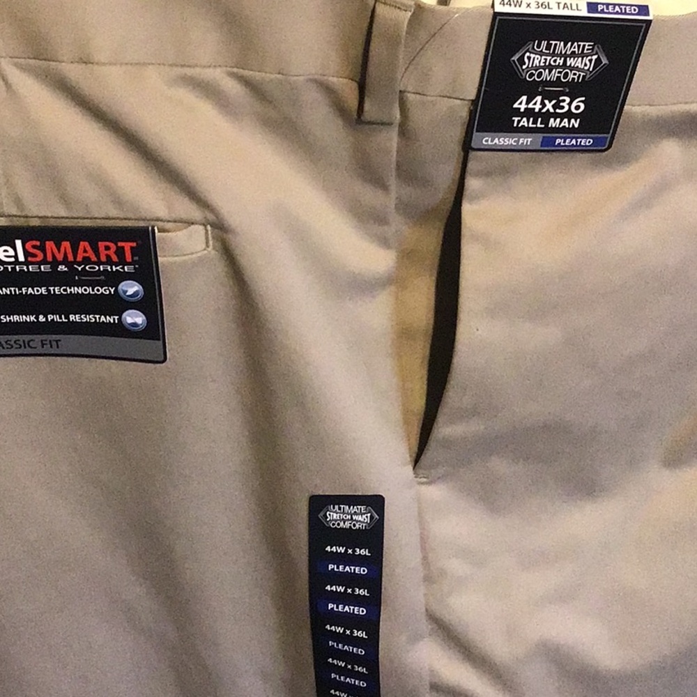 Roundtree & Yorke Khaki Chinos